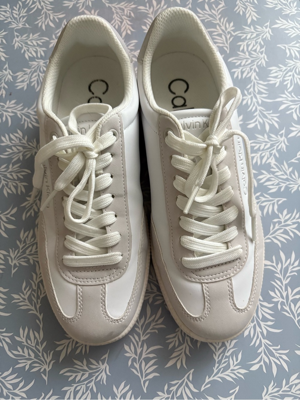Calvin Klein Off-White and Light Beige Low-Top Sneakers